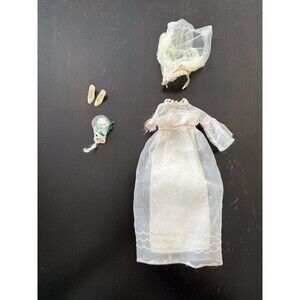 VINTAGE 1970’s  Barbie Francie WEDDING WHIRL #1244 GOWN SHOES Veil And Bouquet